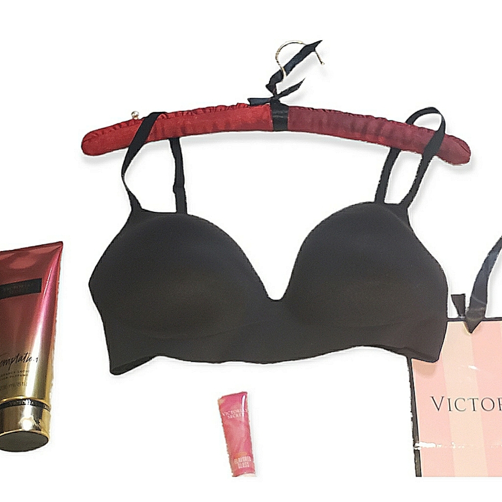 Victoria Secret No Wire bra